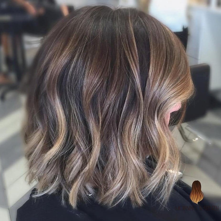 21 Brown Balayage Ideas That Are Trending Right Now 11 Balayage Bob