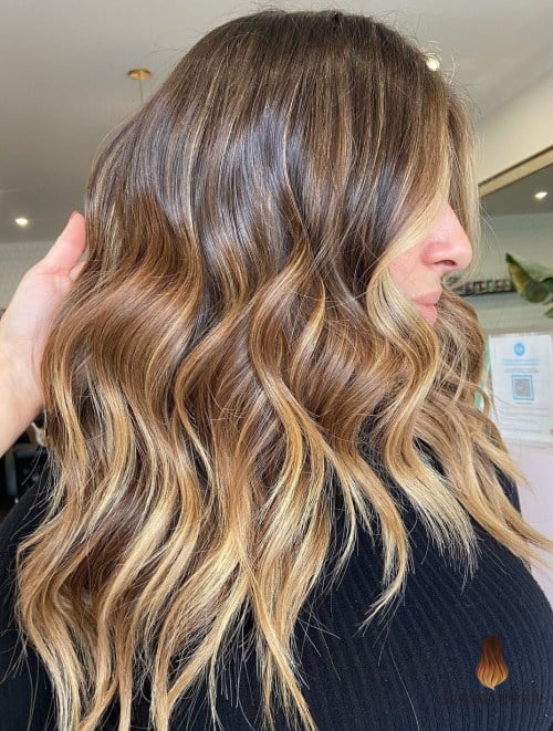 Blonde Balayage in Warm Tones