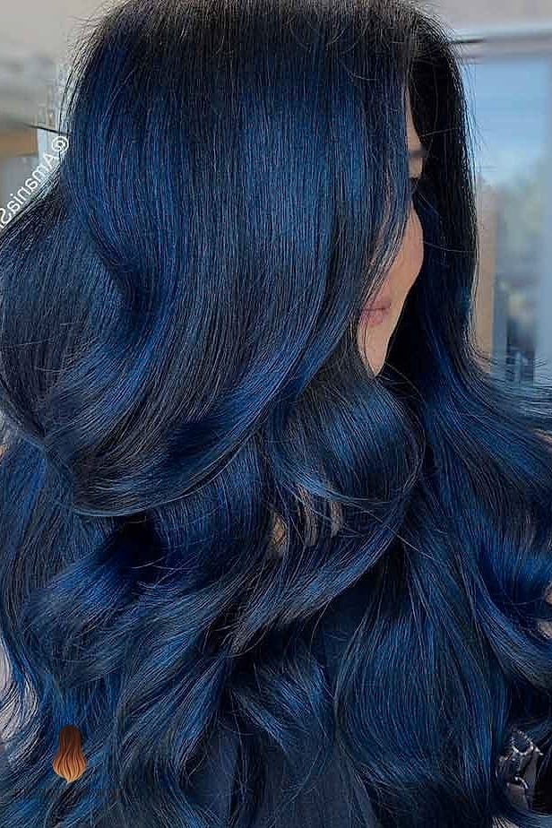 Blue-Black Glossy Waves
