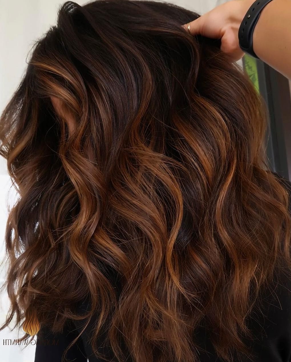 30 Dark Caramel Balayage Ideas You Need to Try Next 19 Brown Hair with Caramel Highlights