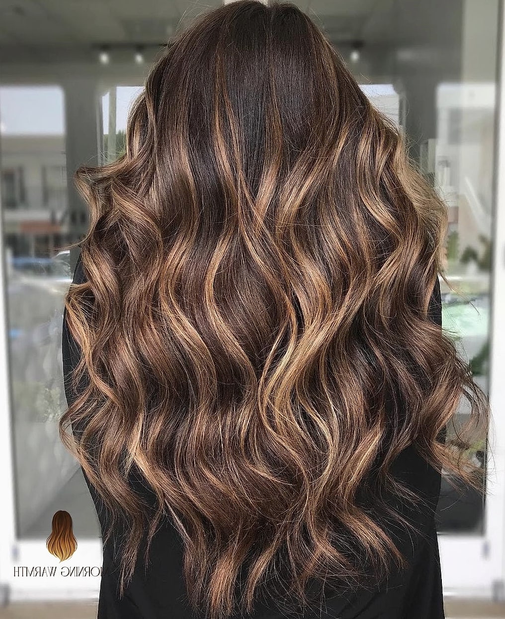 25 Dark Brown Hair With Caramel Highlights Ideas That Are Dreamy and So Inspiring 12 Caramel Highlights on Curly Hair