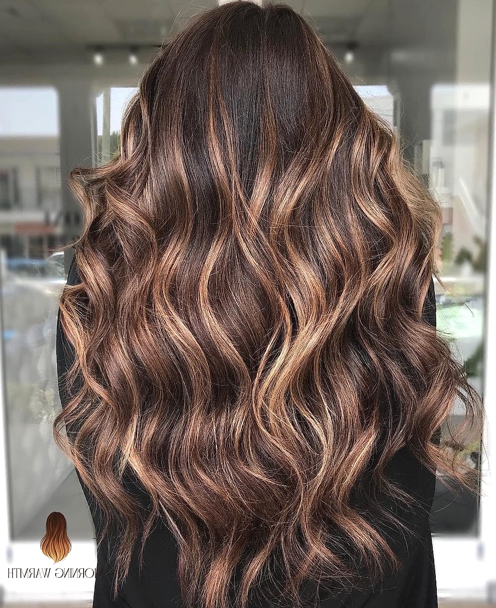 25 Dark Brown Hair With Caramel Highlights Ideas That Are Dreamy and So Inspiring 15 Caramel Highlights With a Middle Part