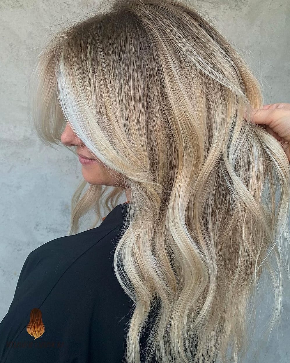 23 Balayage Hair Blonde Inspo Ideas Worth Pinning Immediately 11 Clean Textured Butterfly with Straight Layers