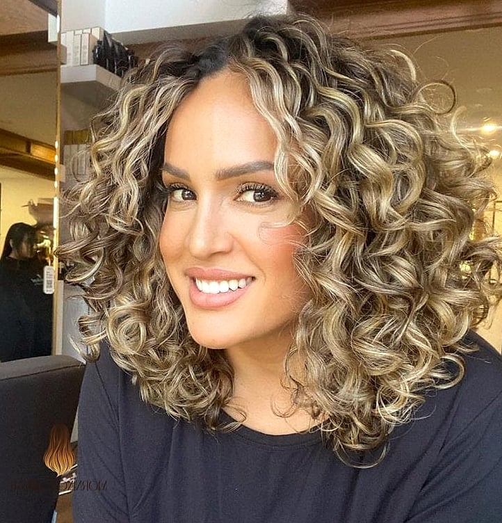 25 Balayage Cheveux Bruns Ideas That Are Dreamy and So Inspiring 23 Curly Hair Balayage