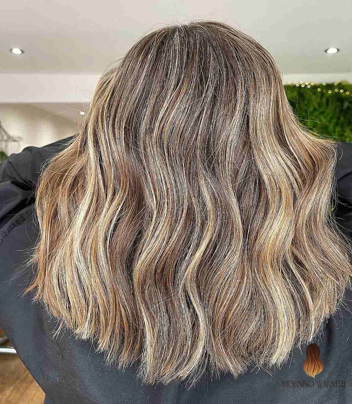 24 Reverse Balayage Ideas That Are Absolutely Stunning 9 Dimensional Blonde-Brown Balayage