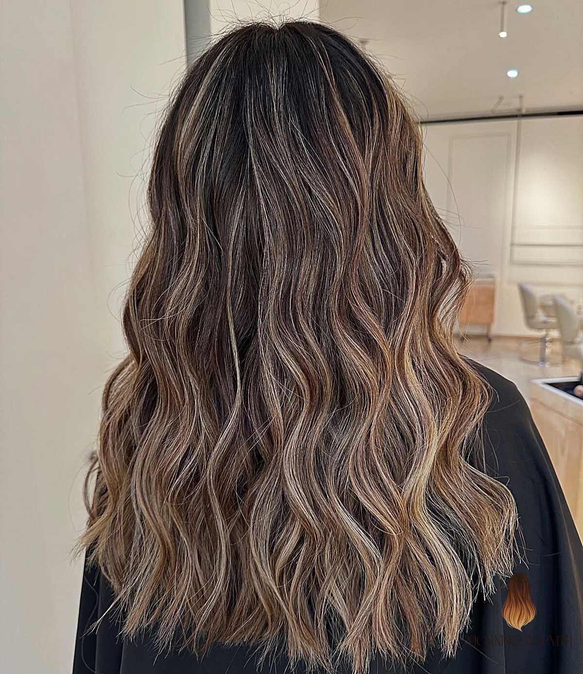 24 Dirty Blonde Hair With Highlights Ideas That Are Absolutely Stunning 11 High-Contrast Bronde Waves
