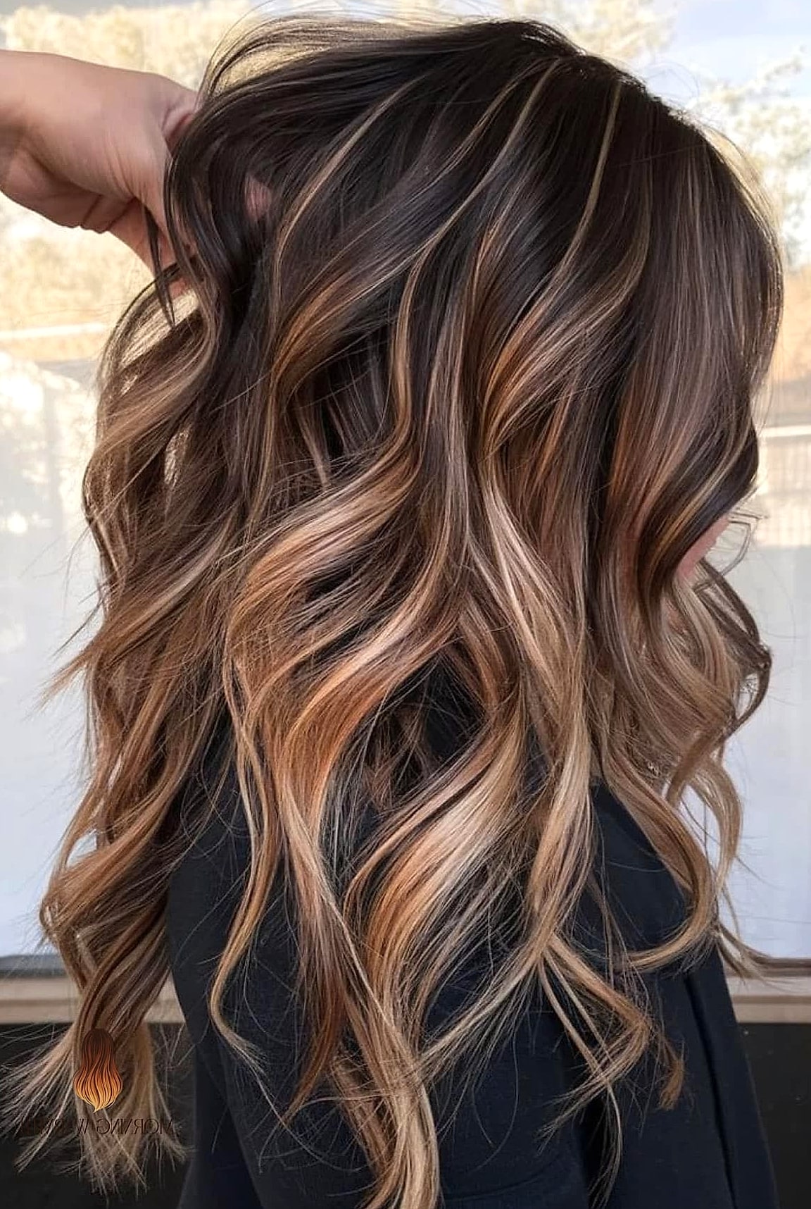 21 Brown Balayage Ideas That Are Trending Right Now 9 Lived-In Balayage Look