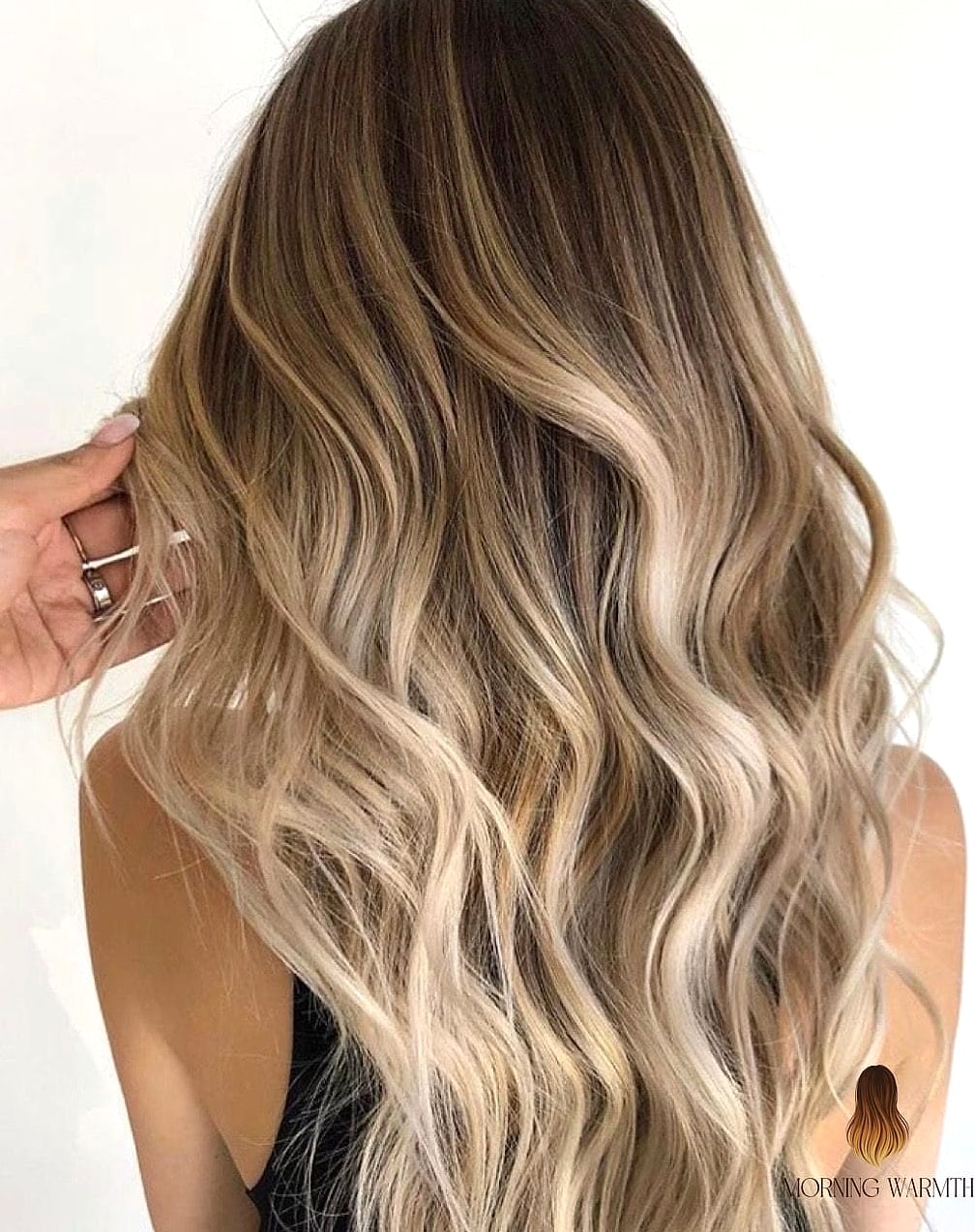 30 Blonde Balayage On Dark Hair Ideas You Need to Try Next 22 Long Brown Caramel Waves