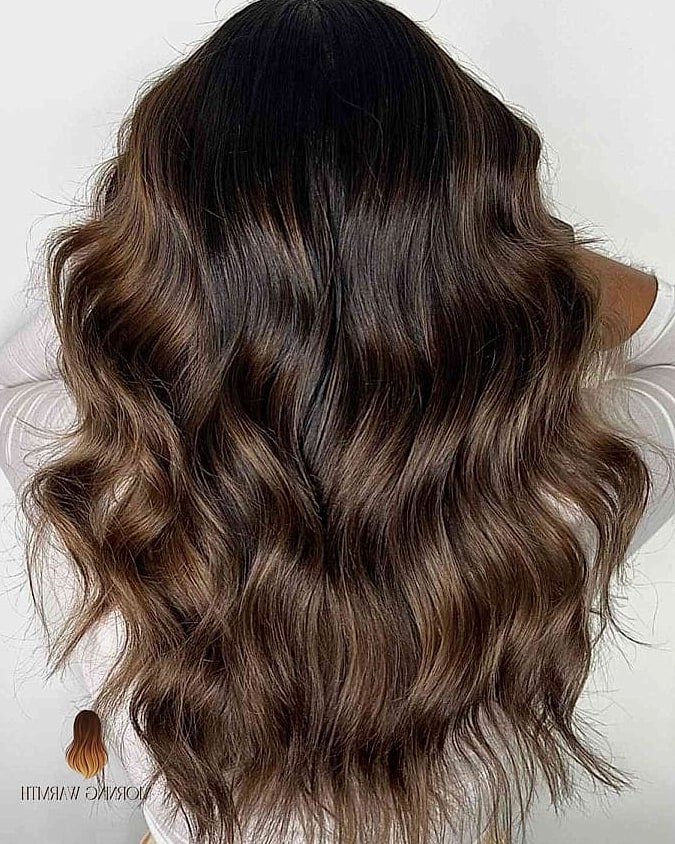 Loose Waves in Chocolate Brown