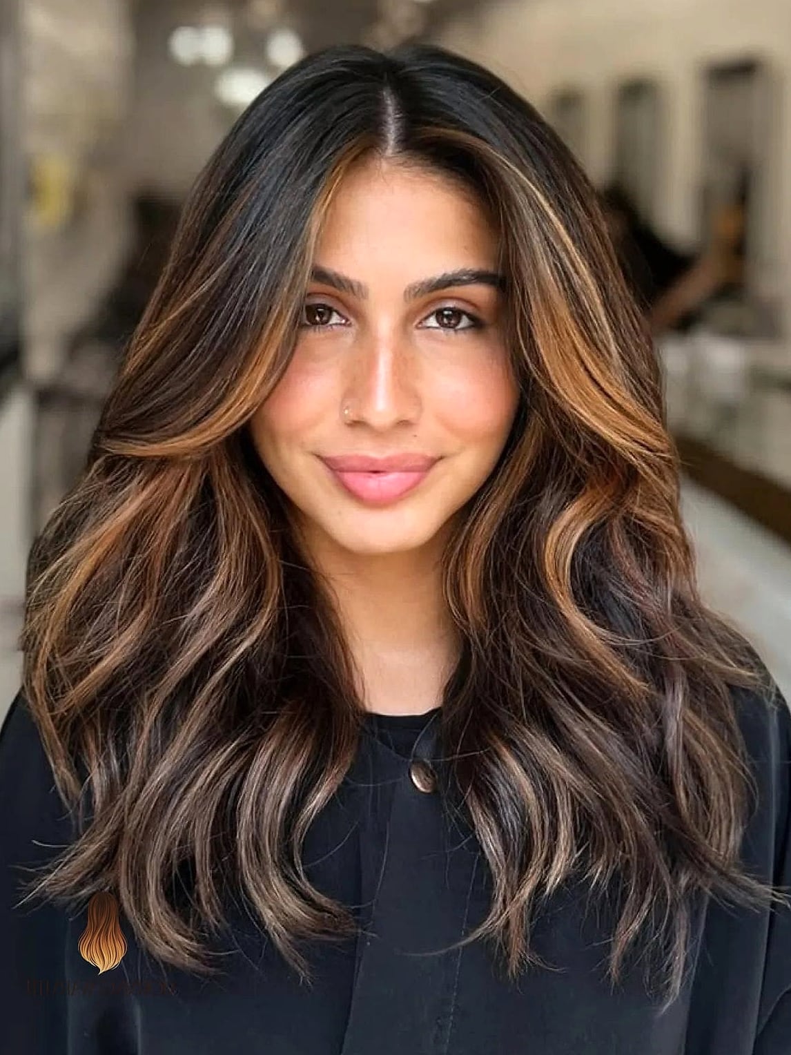 25 Dark Brown Hair With Caramel Highlights Ideas That Are Dreamy and So Inspiring 8 Soft Caramel Face-Framing Highlights