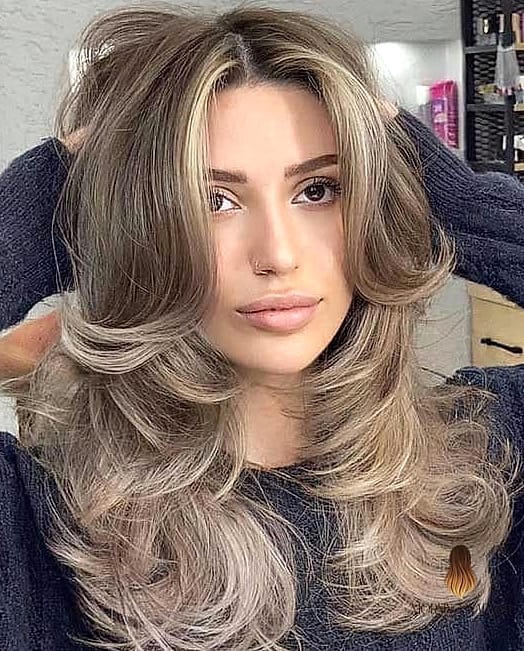 23 Hair Colour Ideas Inspo Ideas Worth Pinning Immediately 22 Textured Butterfly with Soft Playful Waves