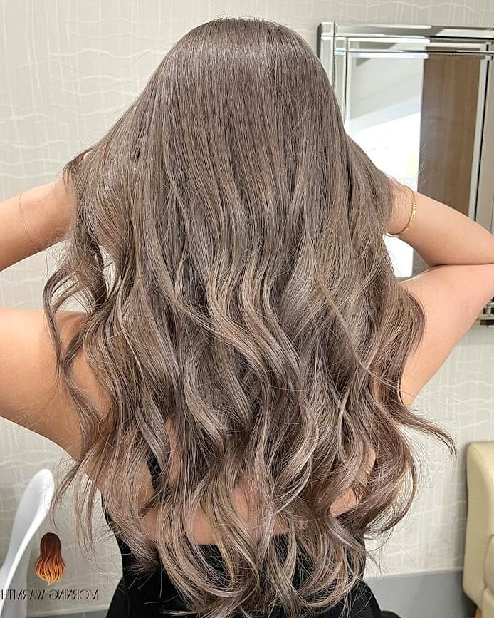 24 Milk Tea Hair Color Ideas That Are Absolutely Stunning 15 Vanilla Milk Tea